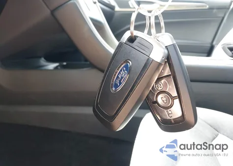 2017 Ford Fusion Se z USA, uszkodzony, nr VIN 3FA6P0HD9HR154432